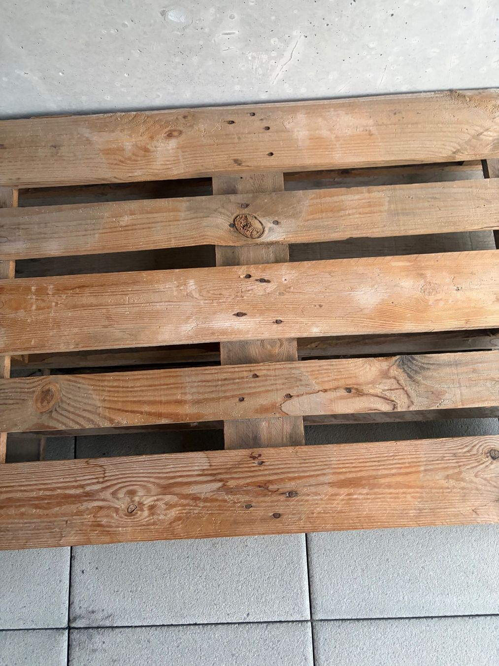 Pallets: Holzpaletten – Usato da Windisch venduto da Laura_1991 2