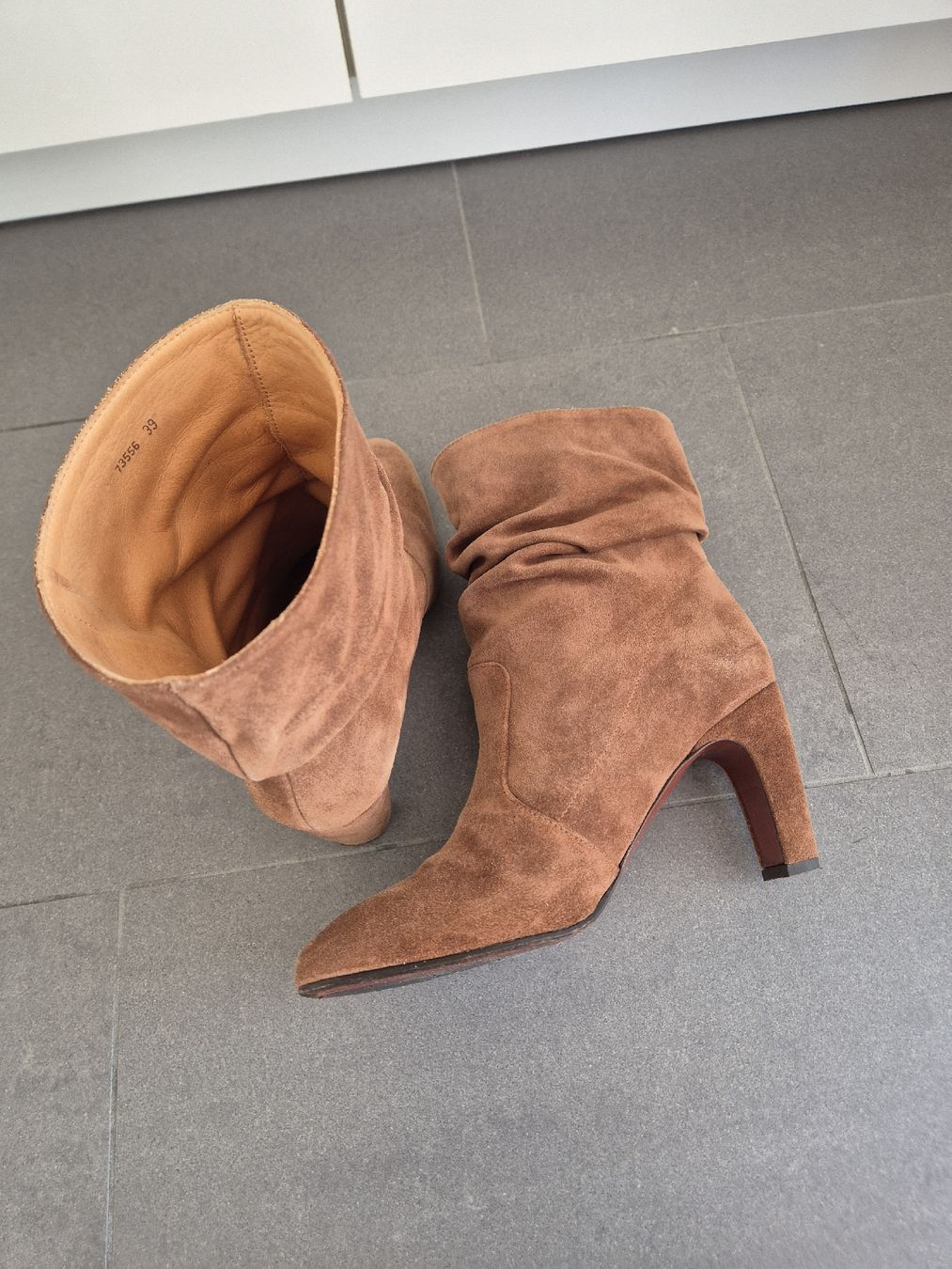 Chie Mihara Chaussures femmes: chie mihara Stiefelette Gr. 39 hellbraun – D'occasion à Neuenhof par geena68 2