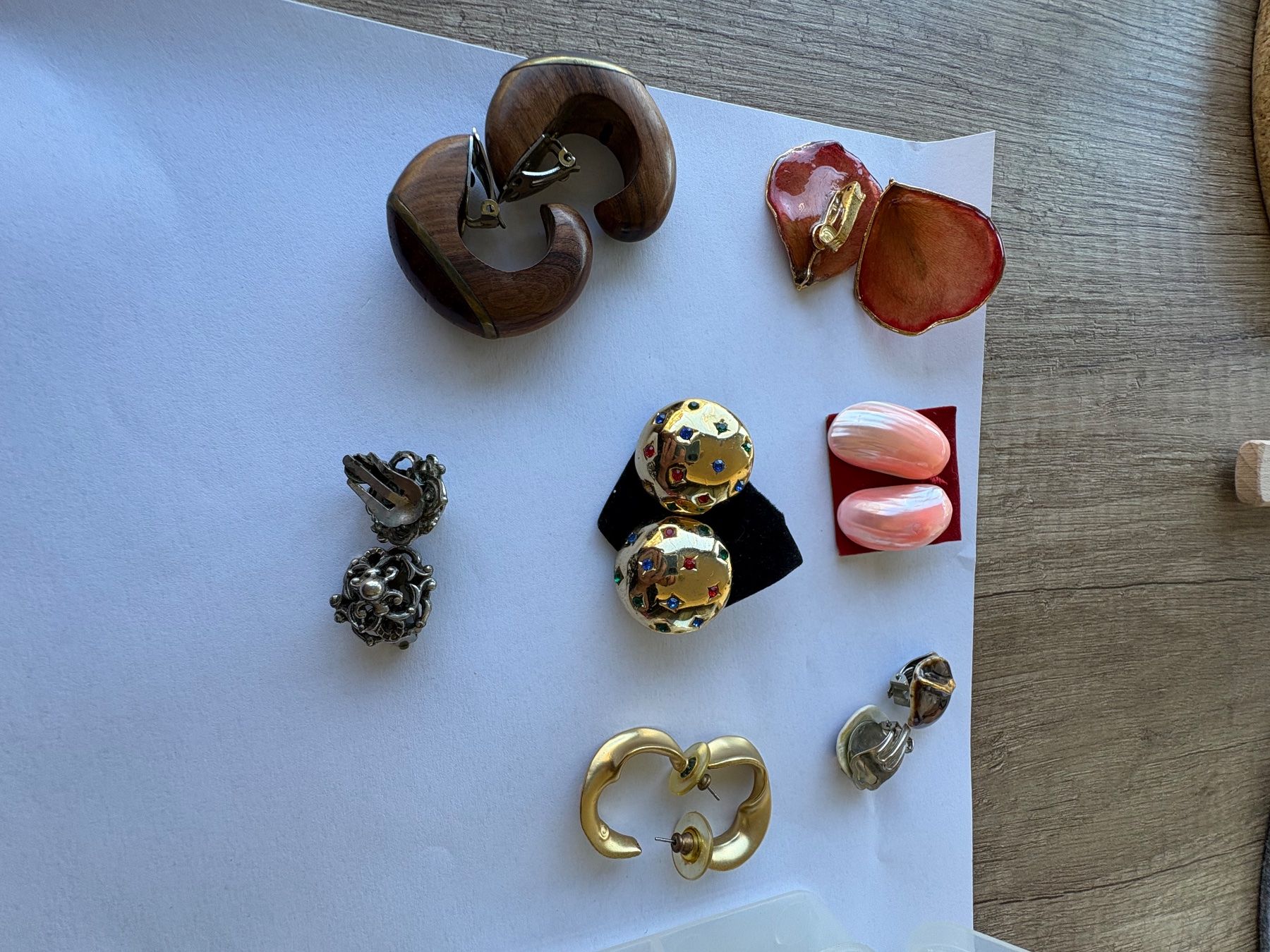 Orecchini pendenti & Orecchini a lobo: 7 Ohrenclips/ Stecker – Usato da Schübelbach venduto da S1CH 1