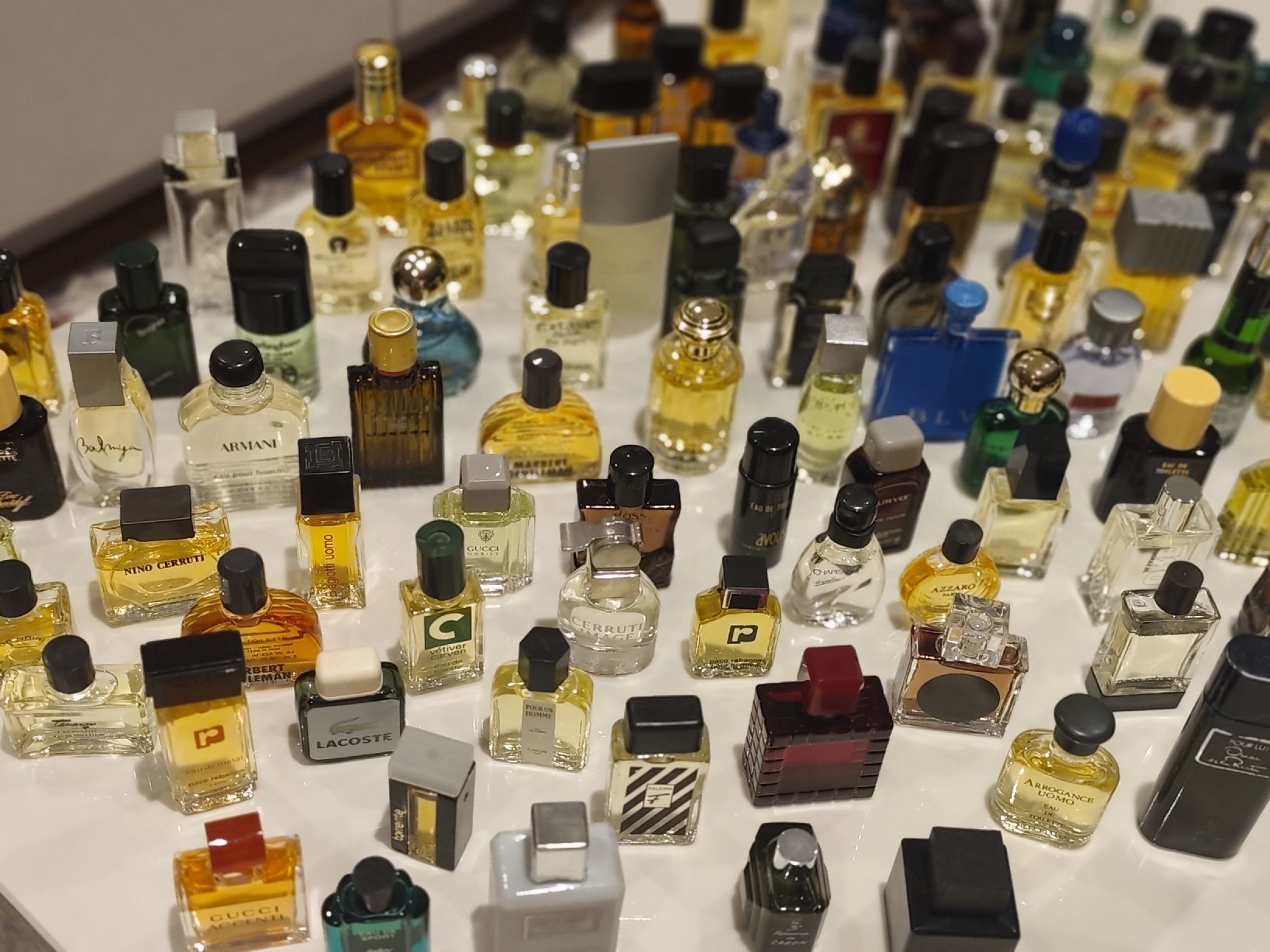 Profumi & Eau de Toilette: Parfume collection miniature vintage – Usato da Männedorf venduto da Ursik_OnlineShop 7