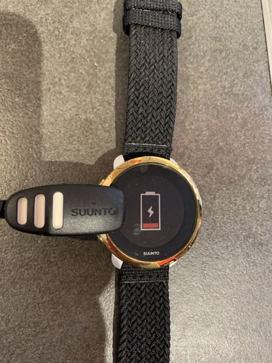 Suunto Orologi: Montre connectée – Nuovo (secondo la descrizione) da Domdidier venduto da qatar1973 1