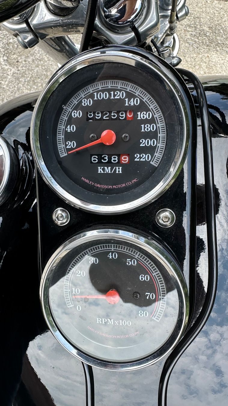 Harley-Davidson Chopper: Harley Davidson Dyna Glide Occasion Motorrad Schwarz – Usato da Eschenbach LU venduto da Duc847 5
