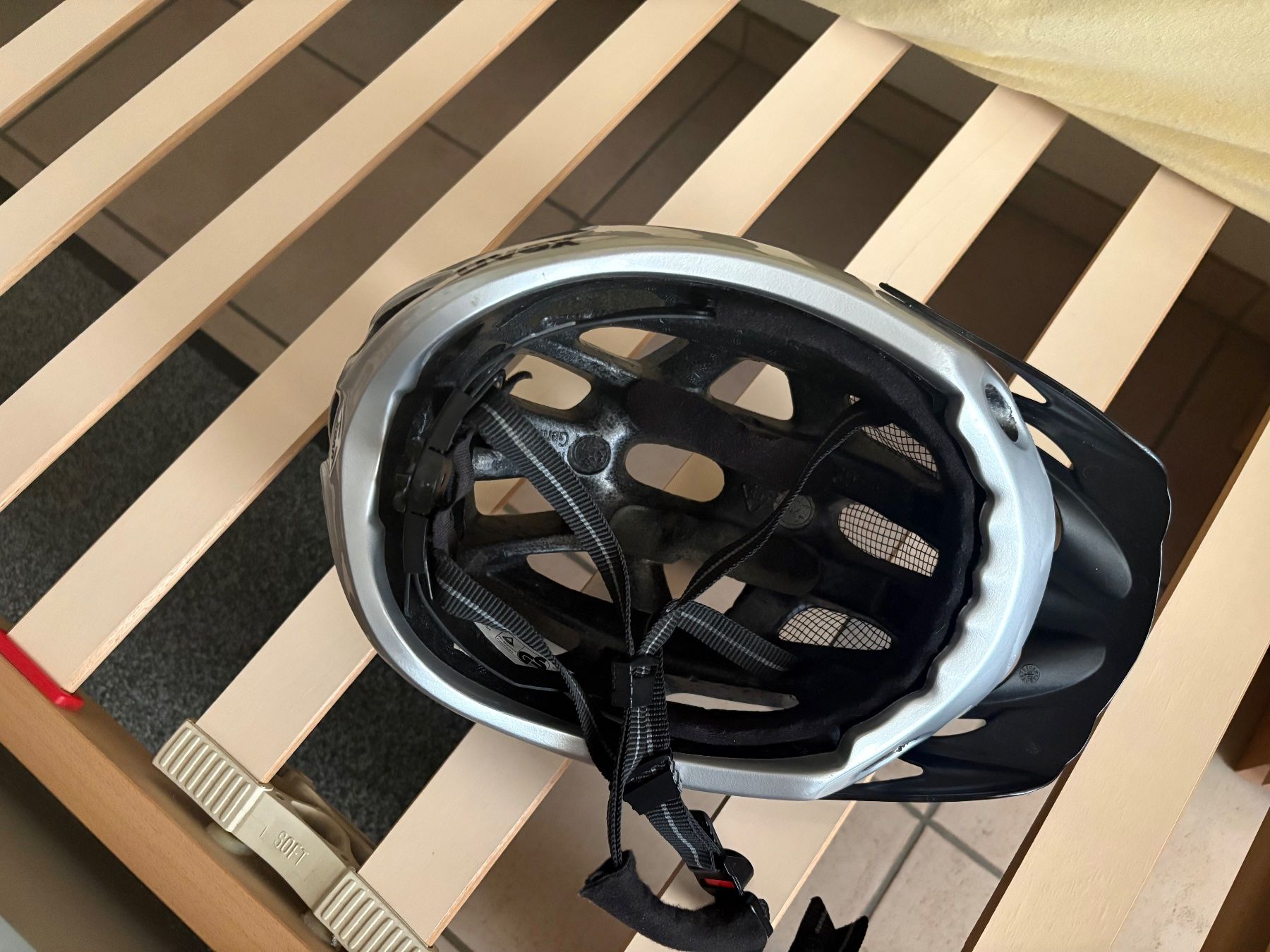 Uvex Casques: Velohelm – D'occasion à Jona par tim714 1