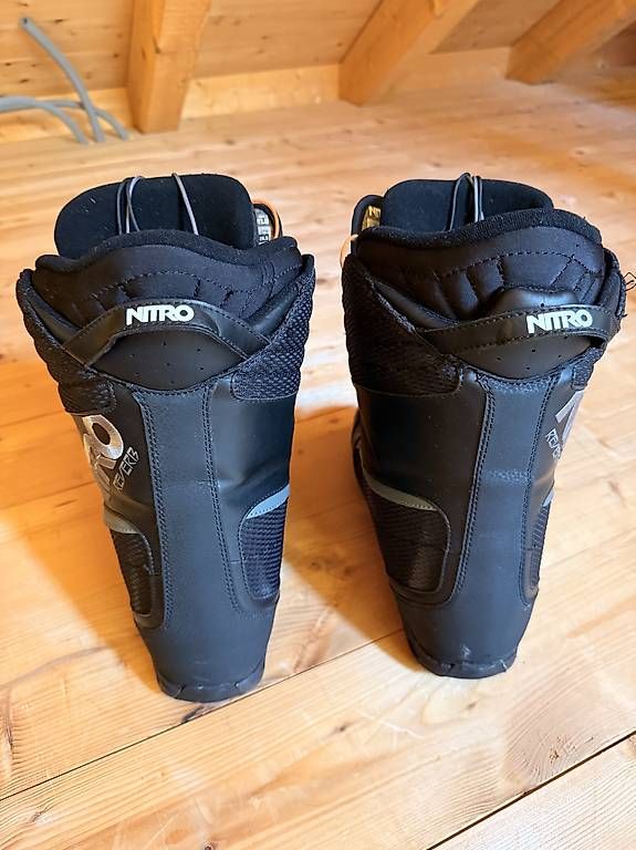 Scarpe da uomo: Nitro TLS Snowboardschuhe mit Bindung Gr. 43 – Usato da Walenstadt venduto da Manow3 1