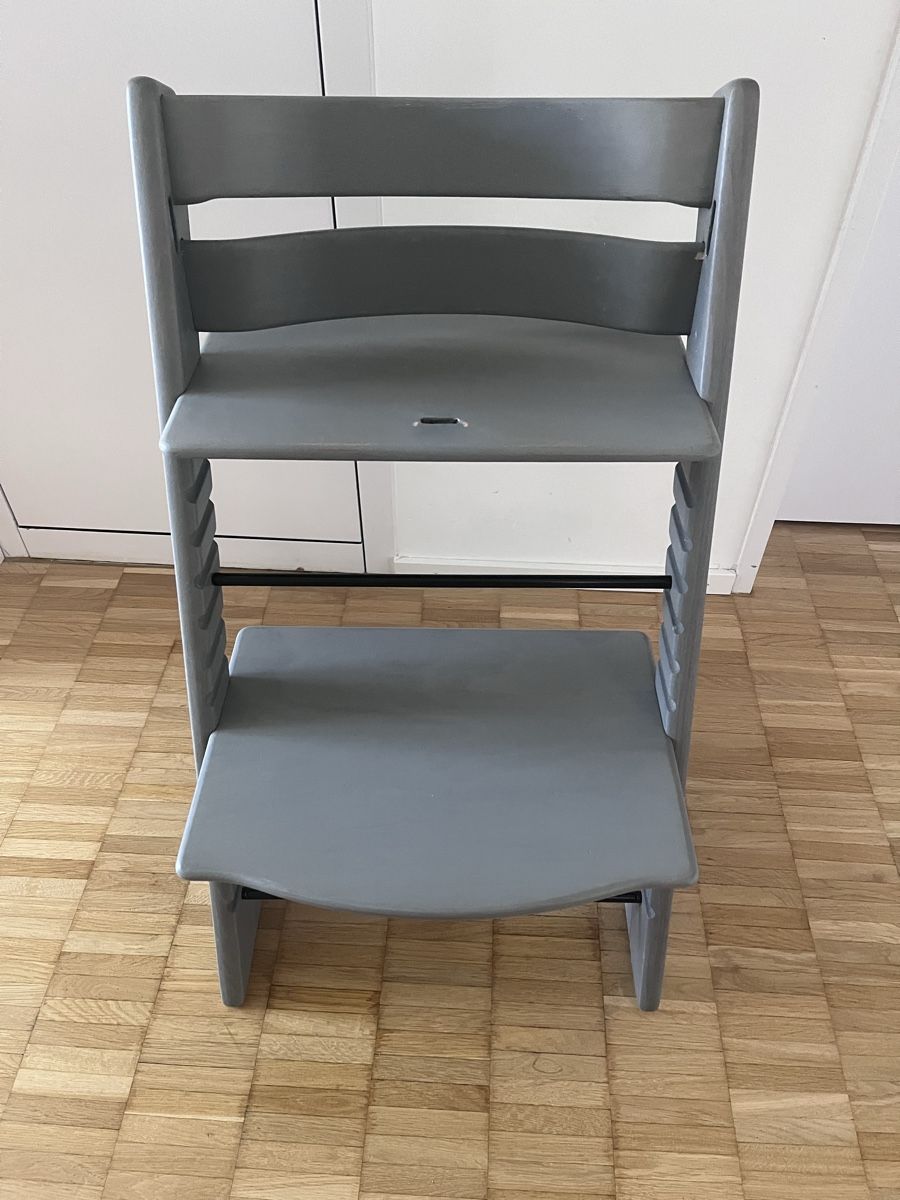 Stokke Chaises hautes: Stokke Tripp Trapp grau – D'occasion à Zürich par cha_s85j 1
