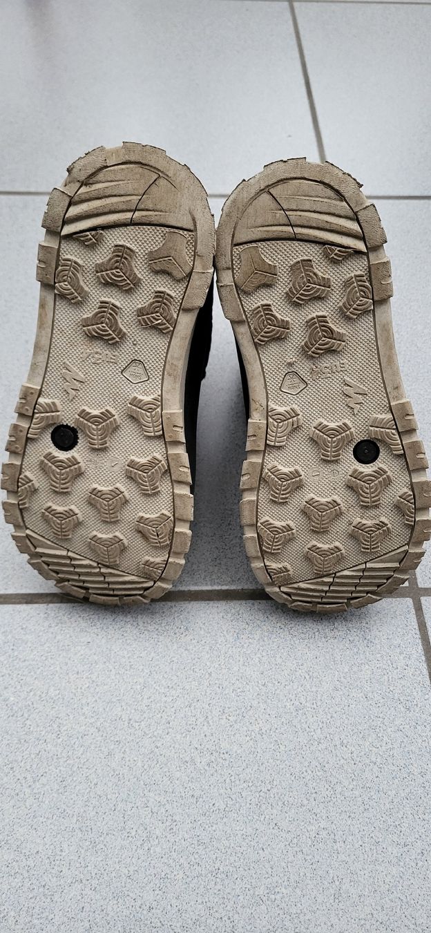 Decathlon Scarpe da uomo: Schneeschuhe Quechua 34 – Usato da Oberwil BL venduto da Manue1974 3