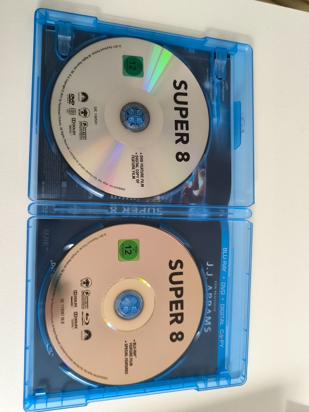 Tutti i DVDs: Blu-ray / Super 8 - Steven Spielberg – Usato da Muttenz venduto da hak_dsk9 2