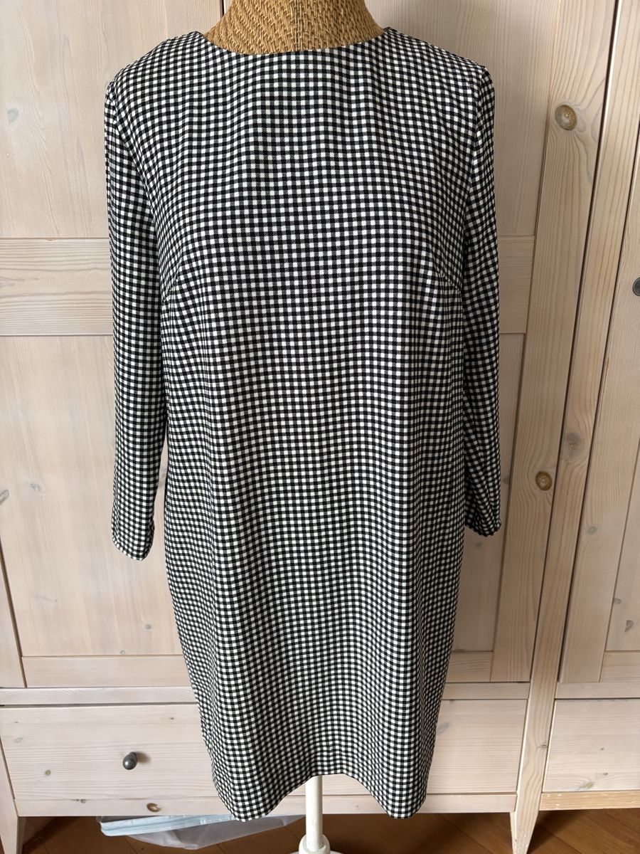 Vestiti: Klassisches Kleid Gr.40 – Usato da Baden venduto da jdif
