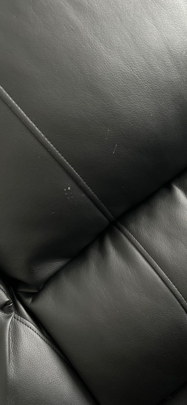 Conforama Divani: Schwarzes Sofa mit Relaxfunktion – Usato da Frasnacht venduto da jas_bn9w 5