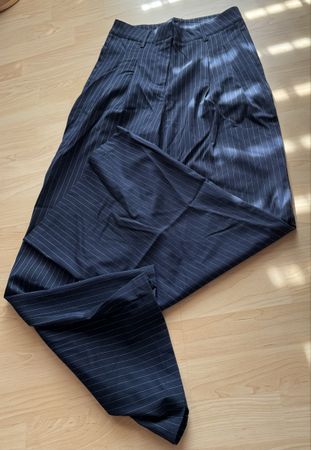 Tally Weijl Stoffhose blau, Grösse 34
