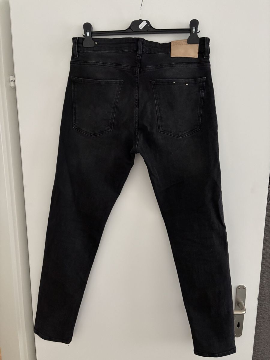 Pull&Bear Jeans: Pull&Bear Skinny Jeans – Usato da Luzern venduto da aloevira 1
