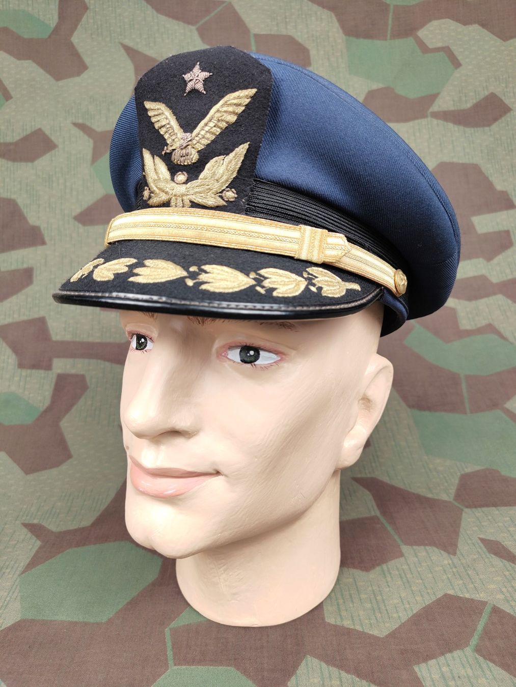 Uniformen: Schirmmütze Luftwaffe, General, Chile – Gebraucht aus Bauma von SwissMilitaria