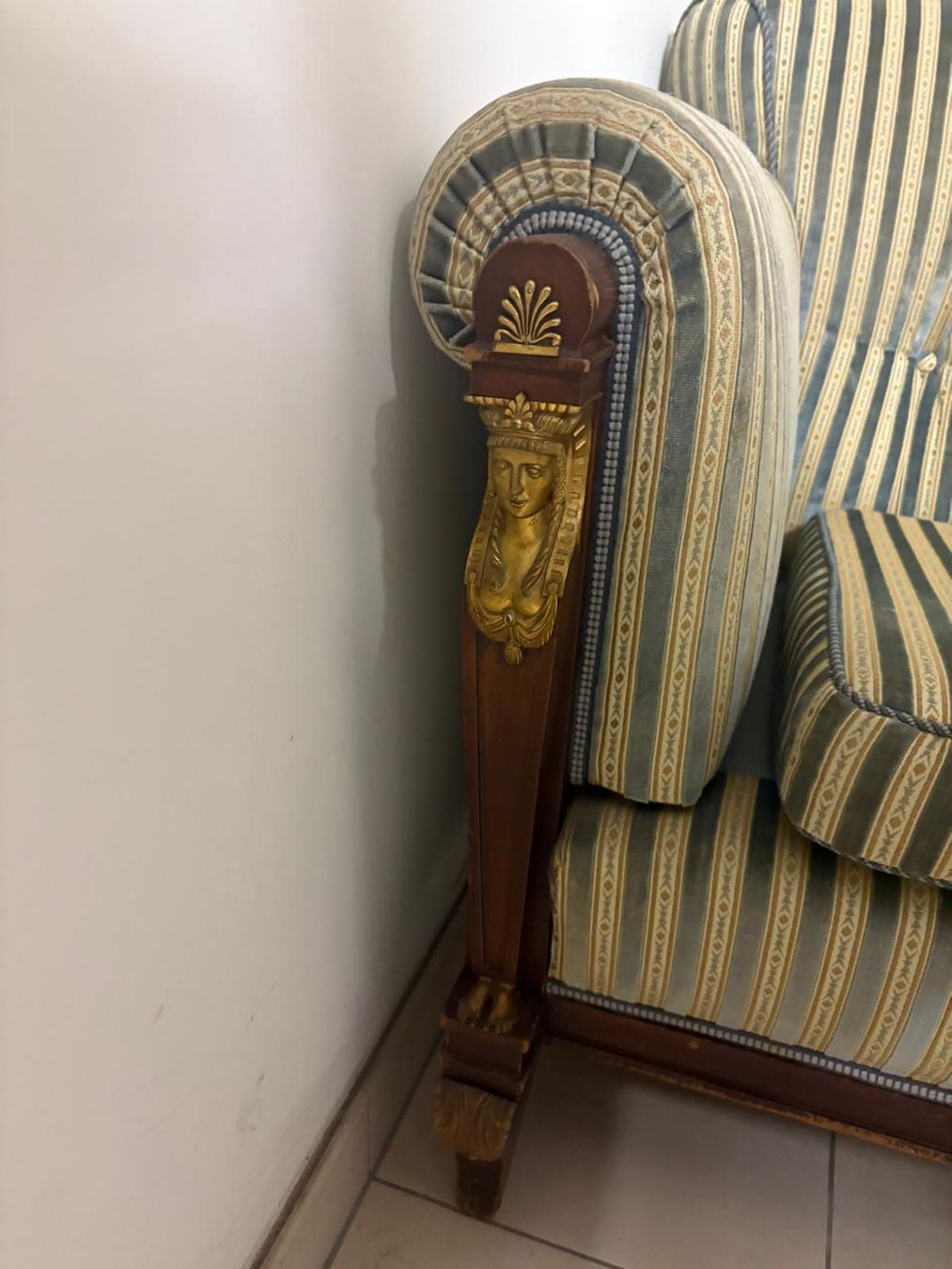 Divani: Möbel  antique – Usato da Kreuzlingen venduto da dar_886s 1