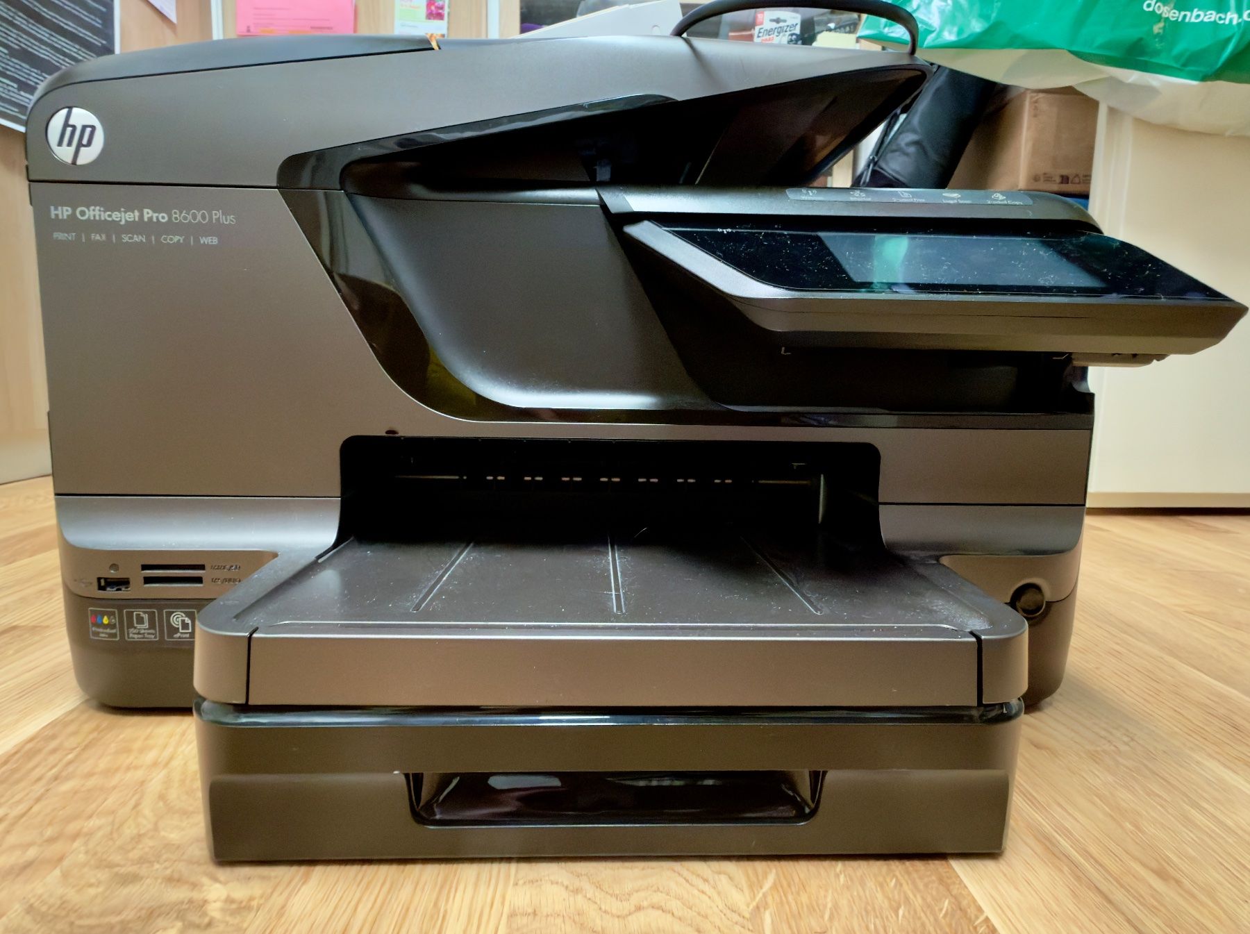Hewlett Packard Stampanti: HP Officejet Pro 8600 Plus – Usato da Bern venduto da leilani_hika