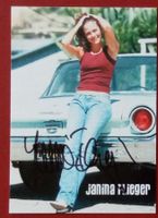 Janina Flieger Autogramm signiert Fotopostkarte 10x15cm