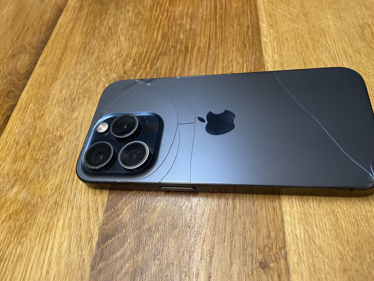 Apple Handys / Smartphones: Ipohne 15Pro – Gebraucht aus Gossau SG von noa_m92n 3