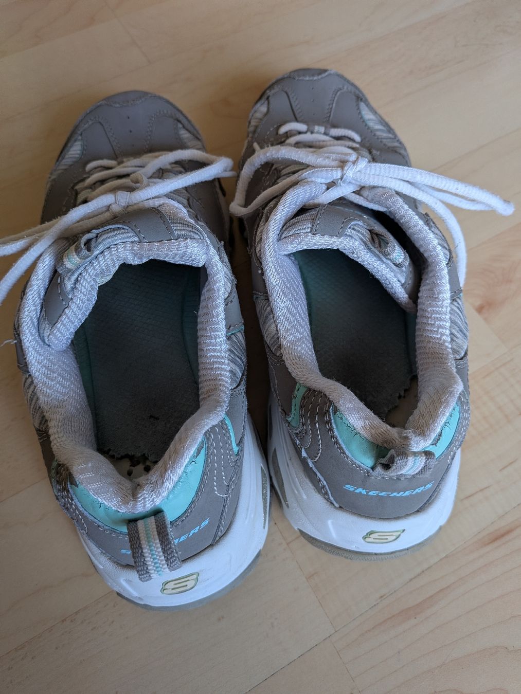 Skechers Chaussures femmes: skechers Schuhe gr.39 – D'occasion à Schötz par pemali 1