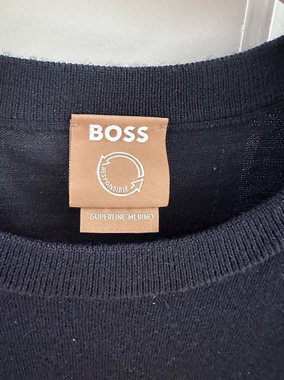 Maglioni & Felpe: 2 BOSS Kurzarm Pullover Navy Merinowolle Gr. M – Usato da Basel venduto da Ste_j5qf 1