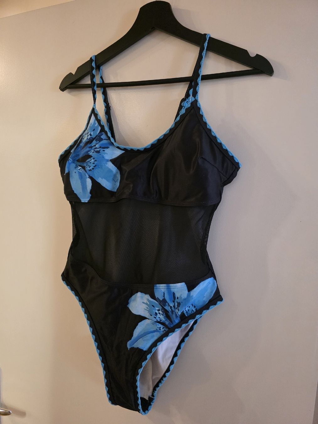 Costumi da bagno & Bikini: Maillot de bain une pièce noir/bleu taille L neuf – Nuovo (secondo la descrizione) da Perly venduto da dayna_46