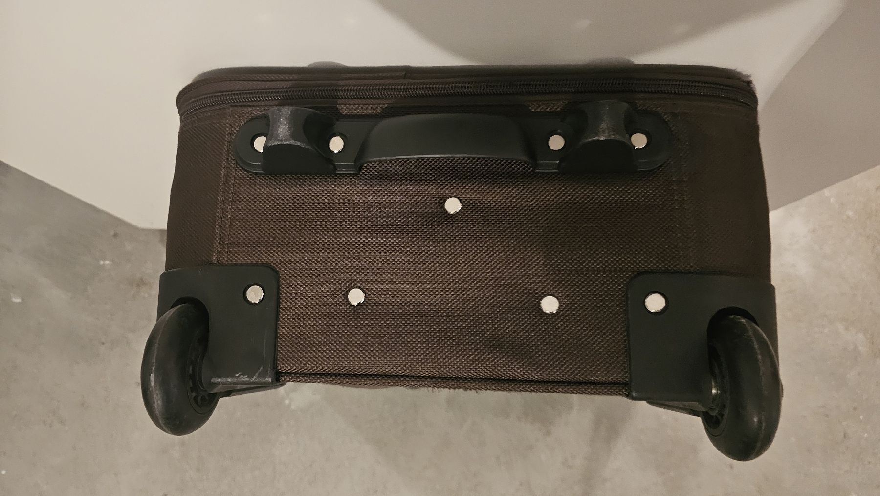 Valigie: Rollkoffer mit 2 Rollen, 55x18x32cm – Usato da Arbon venduto da Flyaway8 3