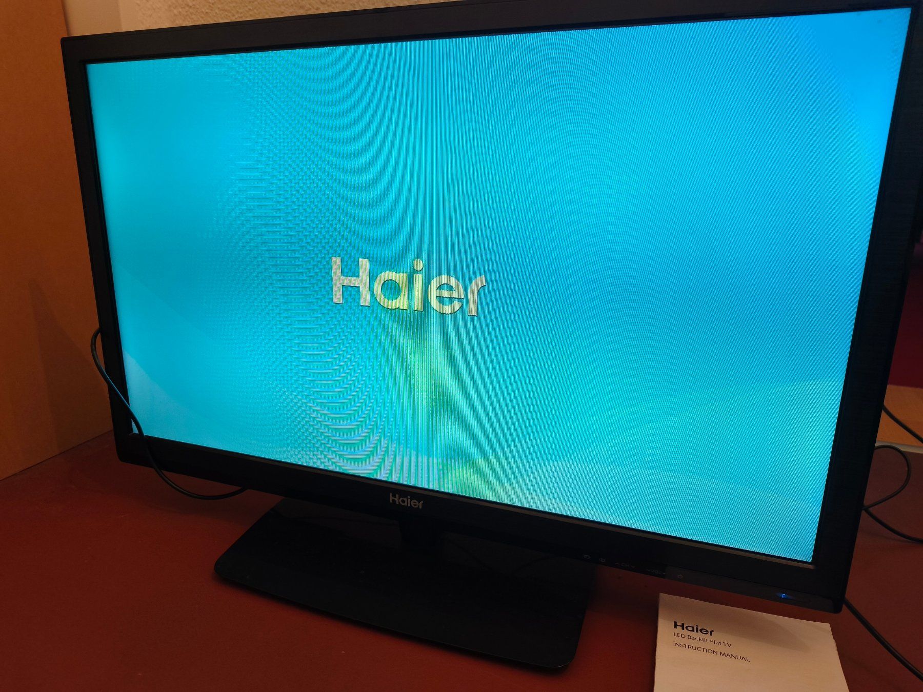 Televisori: 32-Zoll TV ab CHF 1.00 – Usato da Zürich venduto da mhxone