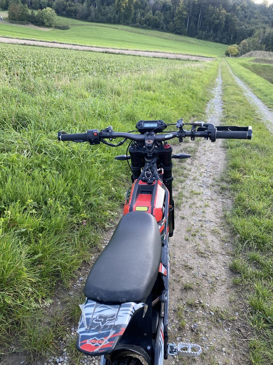Sur-Ron Enduro: SURRON LIGHT BEE L1e – Gebraucht aus Schüpfen von punisher_115 2