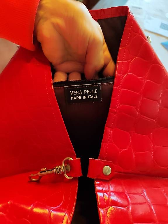 Vera Pelle Borse da donna: Borsa rossa in pelle – Usato da Solduno venduto da bot_7m28 2