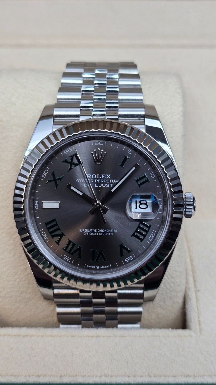Rolex Orologi: ROLEX – Nuovo e nell'imballaggio originale da La Chaux-de-Fonds venduto da curtitswisswatches