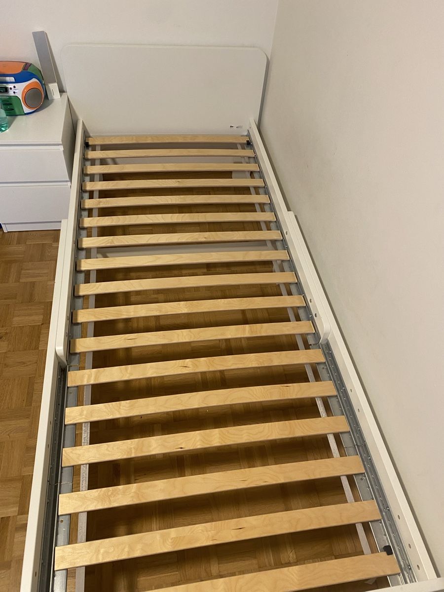 Lits: Kinderbett – D'occasion à Ettingen par hab_x5yk 1