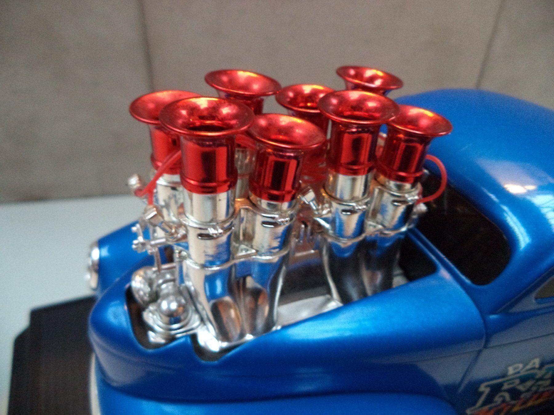 Modellini d'auto: FUNLINE MUSCLE MASCHINES 1:18 – Nuovo e nell'imballaggio originale da Rieden AG venduto da Wirth03 2