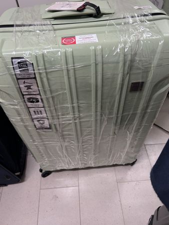 Neuer Reisekoffer, Swissbag, 110 Liter, Mintgrü