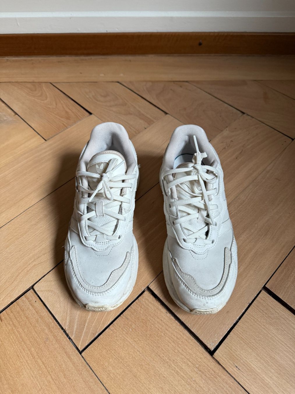 Adidas Scarpe da donna: ADIDAS - Sneaker weiss 37 1/3 – Usato da Zürich venduto da Diazaio 1
