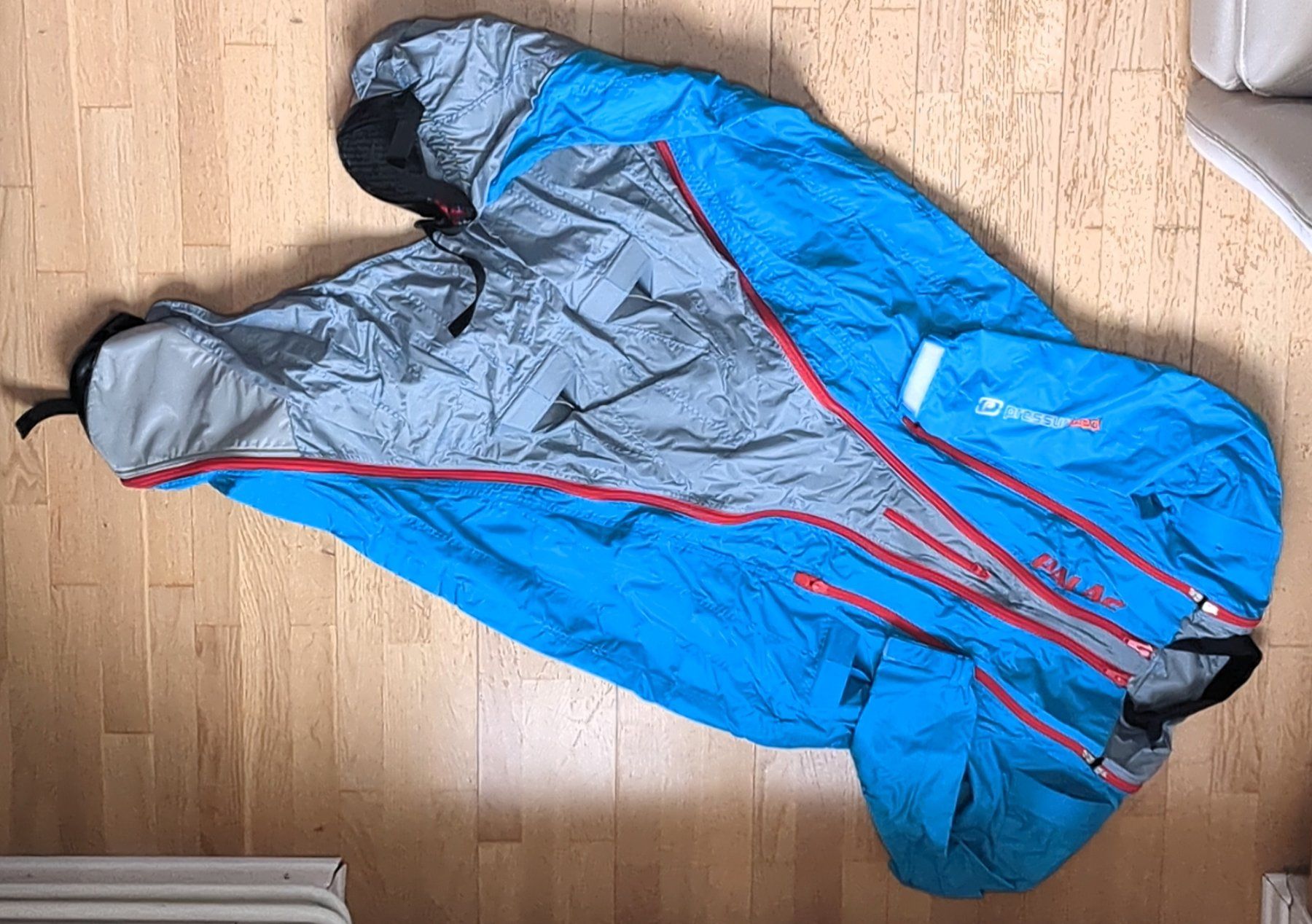 Sport dell'aria & Aquiloni: Skydive / BASE jump one piece Tracksuit: Pala 2, Size M – Nuovo (secondo la descrizione) da Bern venduto da olli964 1