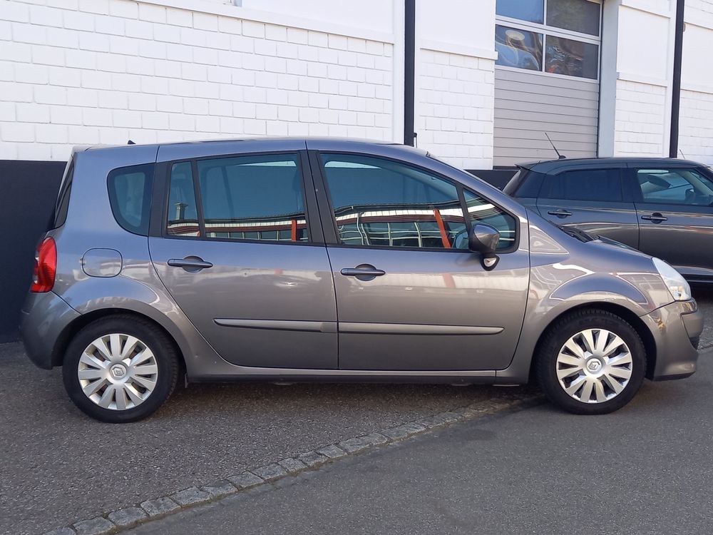 Renault Automobili: Renault Modus, Jg. 2011, ab Platz für Export/Aufbereitung – Usato da Gossau SG venduto da RenaultDacia 2