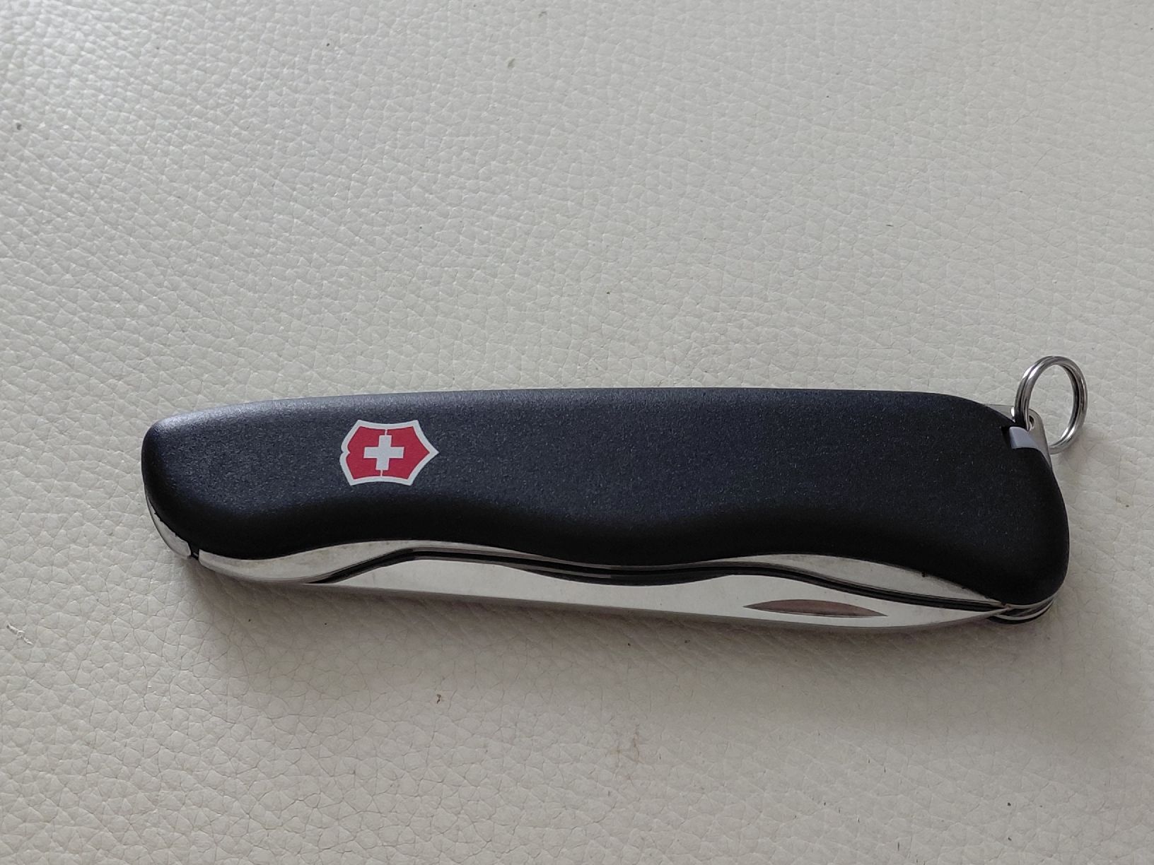 Victorinox Taschenmesser: Victorinox Sentinel Plus 111mm Top Zustand  Polyamid-Griffsc – Neu (gemäss Beschreibung) aus Belp von mar_76s8 3