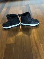 Sneakers Wasserdicht Gr.28