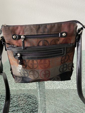 Neue schöne Giani Bernini Tasche