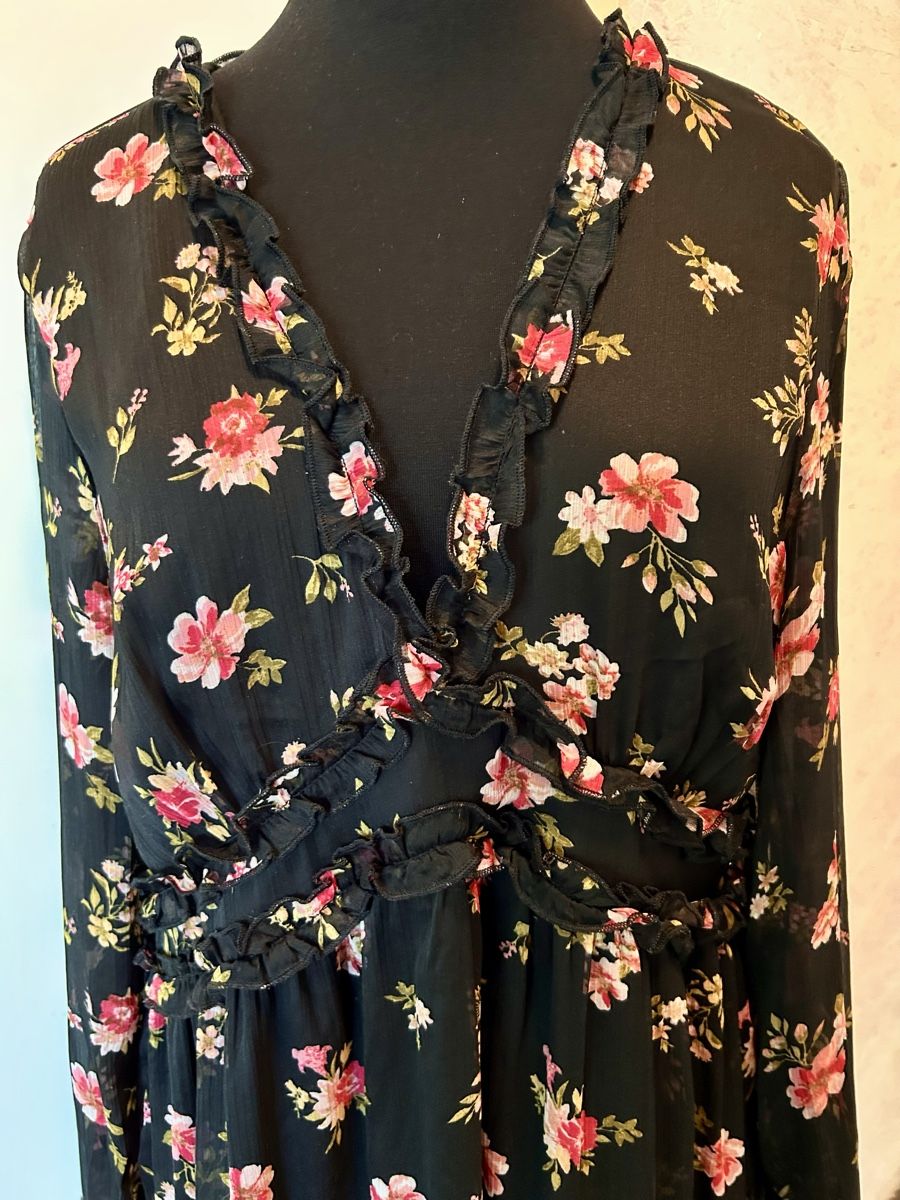 Vero Moda Vestiti: Vero Moda Kleid, Grösse XL – Nuovo (secondo la descrizione) da Oberhasli venduto da anzis 1