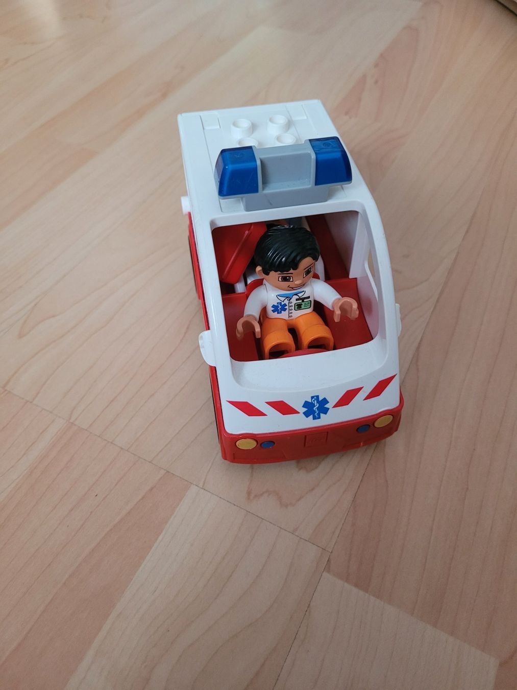 Lego Giocattoli: Duplo Krankenwagen – Usato da Uster venduto da Gabi64