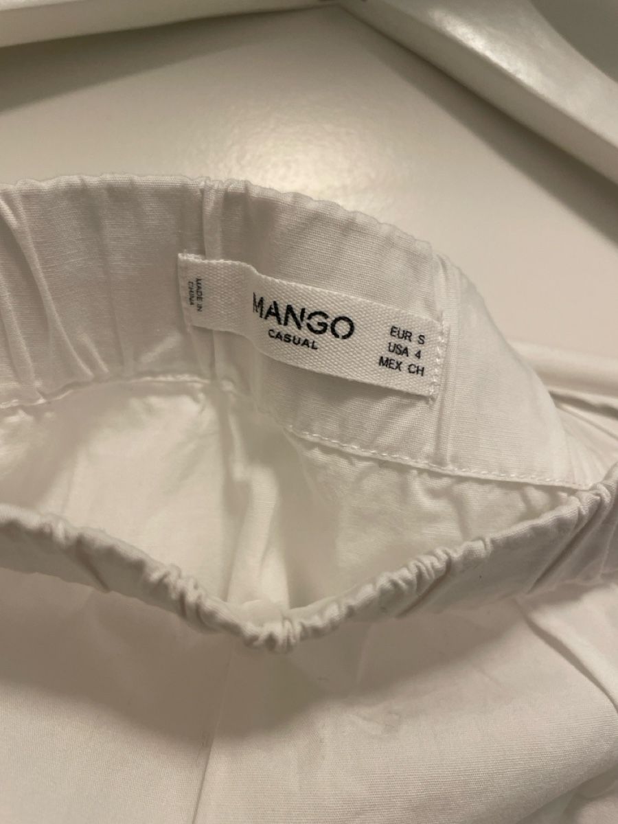Mango Chemisiers: off-shoulder Bluse  – D'occasion à Zürich par joa_7xds 1