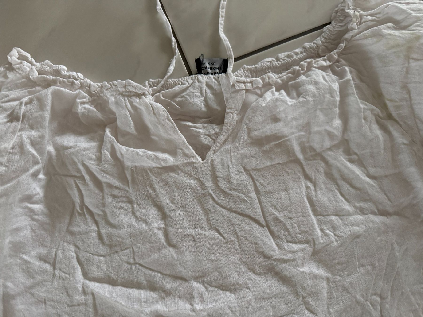 Blusen: Bluse weiss XXL – Defekt aus Wängi von squirrelwoman 1