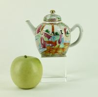 KLEINES TEEKÄNCHEN, FAMILLE ROSE, CHINA, 19. JAHRH.