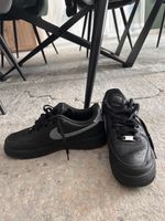 Nike Air Force 1 Schwarz Grau Grösse 42.5 guter Zustand