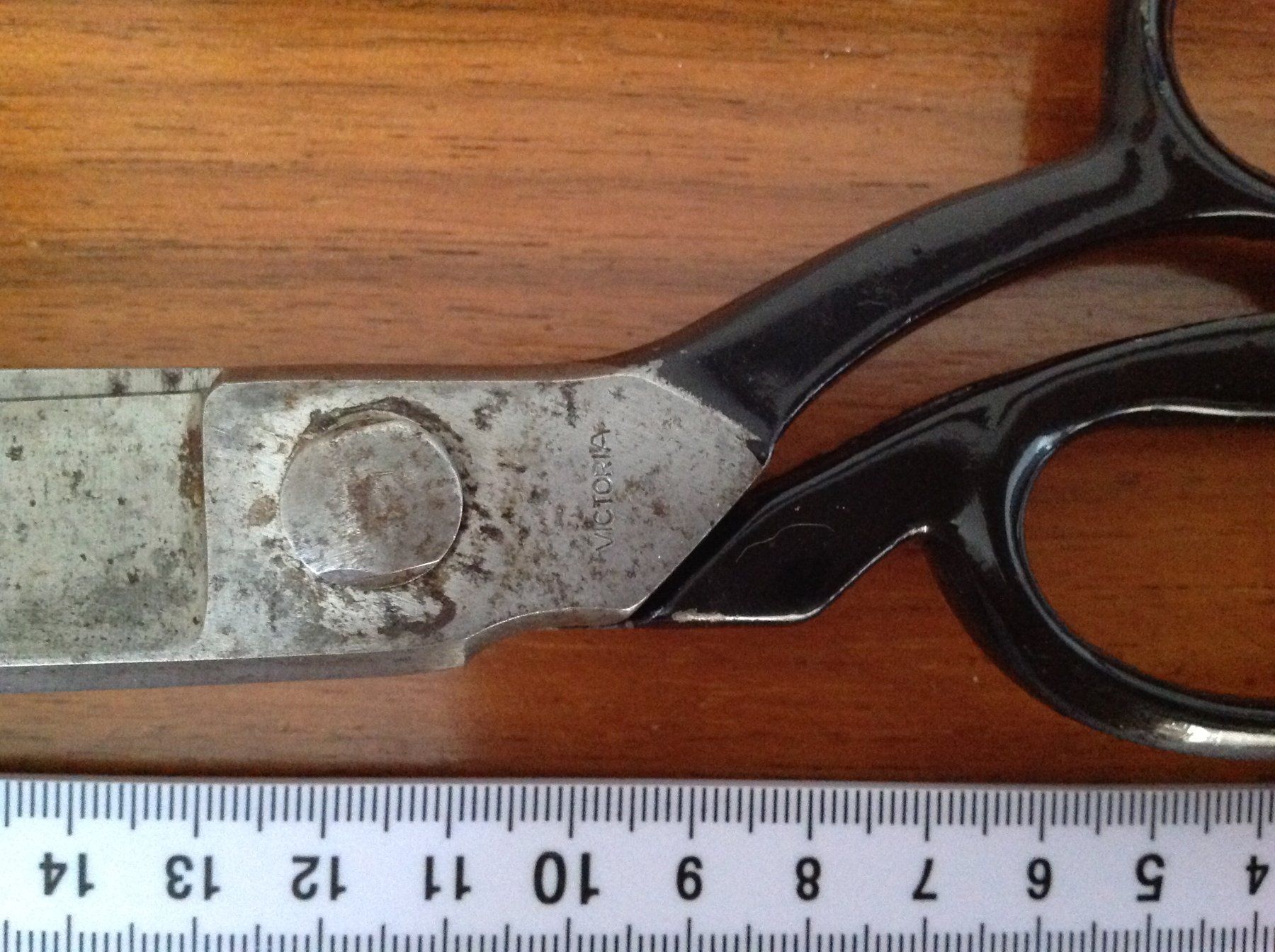 Victorinox Tutti gli attrezzi: VICTORIA  - ciseau de couture / tailleur - Schneiderschere – Usato da Vuiteboeuf venduto da broticaire 1