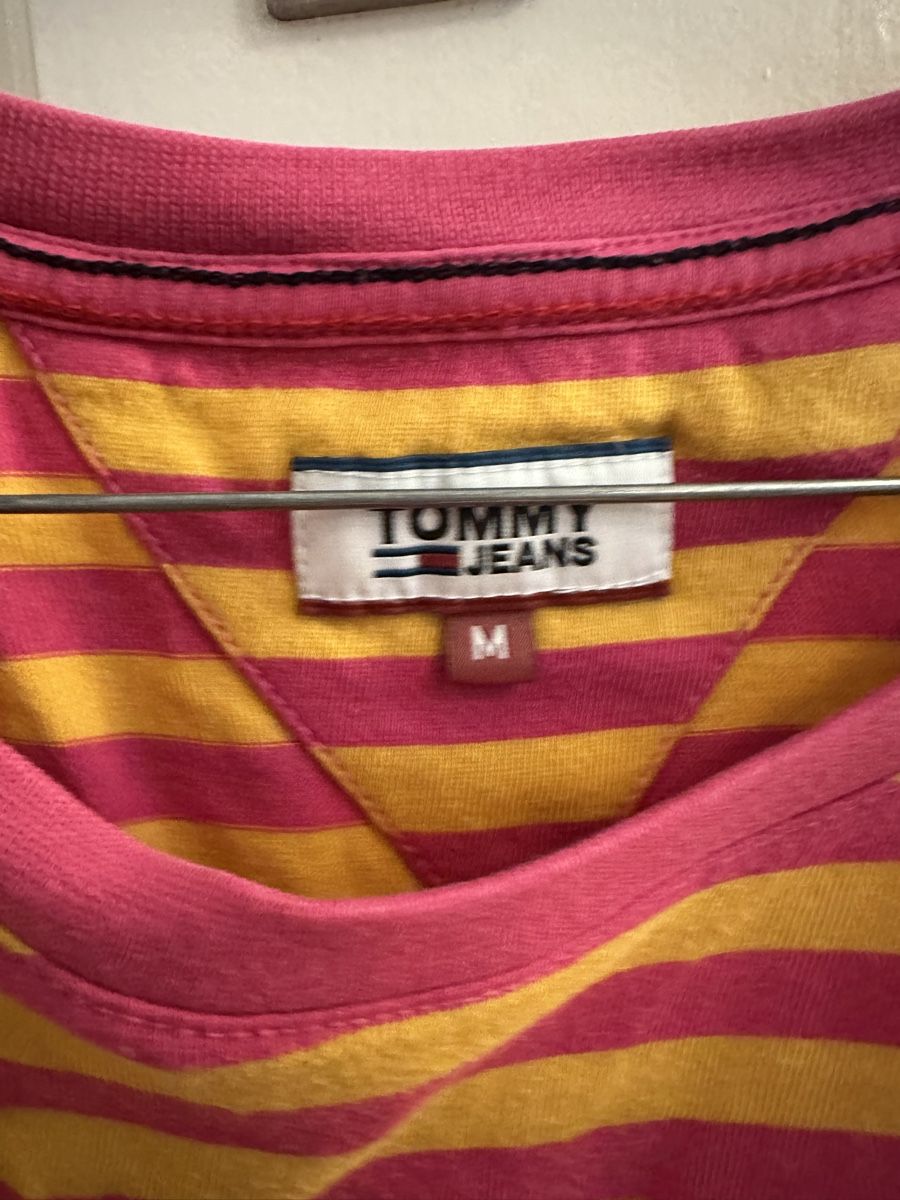 Tommy Hilfiger T-shirt: T-Shirt - Tommy Jeans – Usato da Lachen SZ venduto da CharlotteAr 2