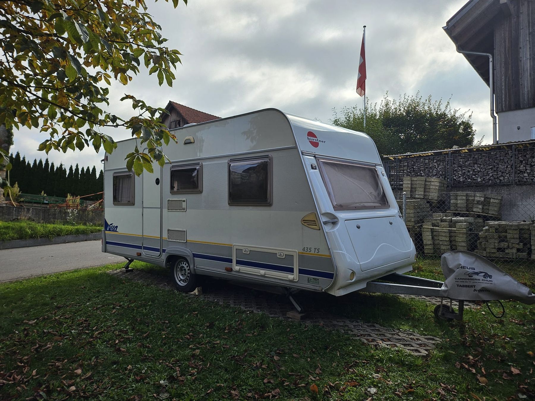 Rimorchi: Bürstner 435 TS Wohnwagen mit Vorzelt ab MFK – Usato da Uerschhausen venduto da Tassonr
