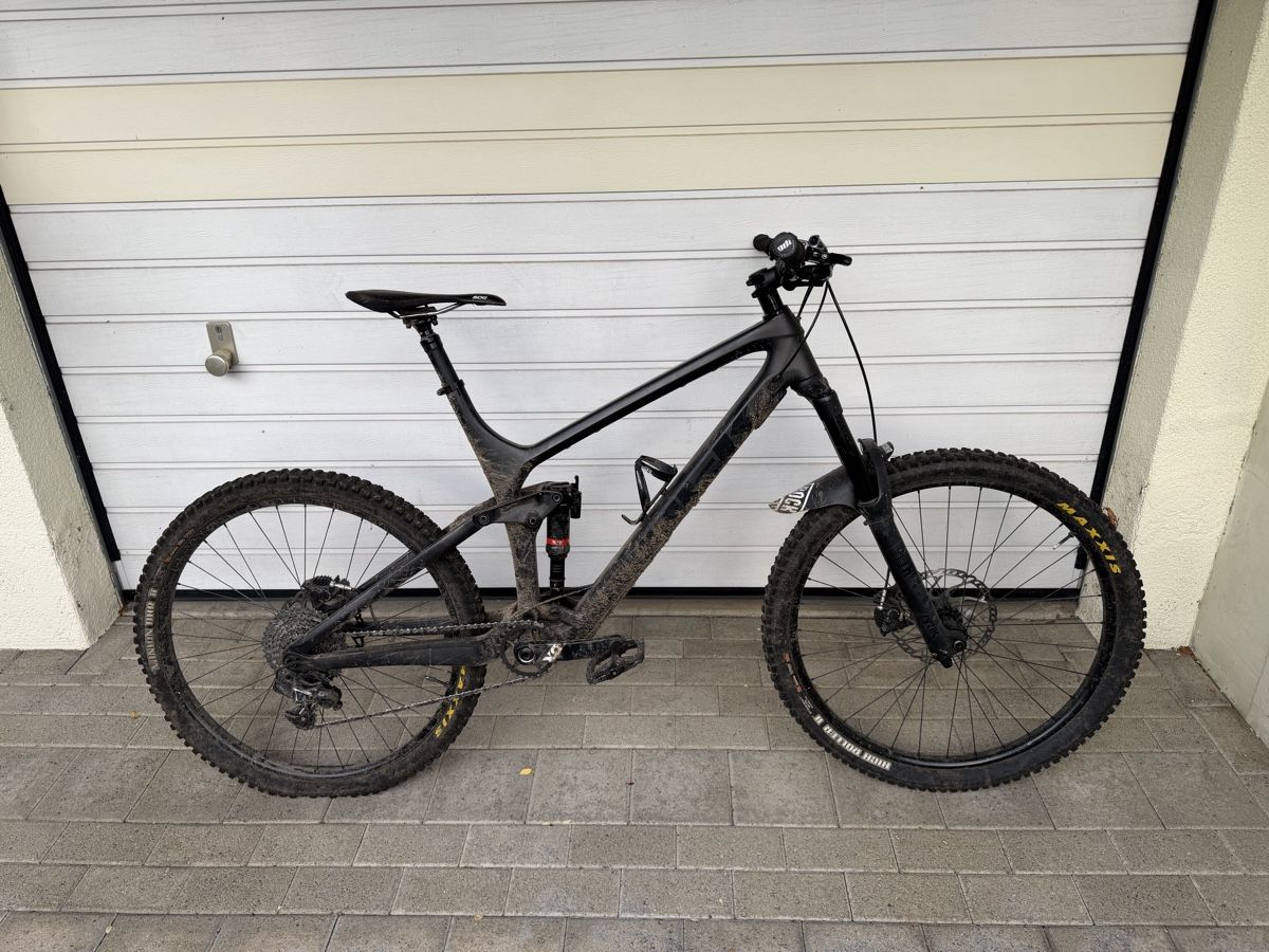 Trek Velos: Trek Remedy Carbon – Gebraucht aus Aarau von marktheshark