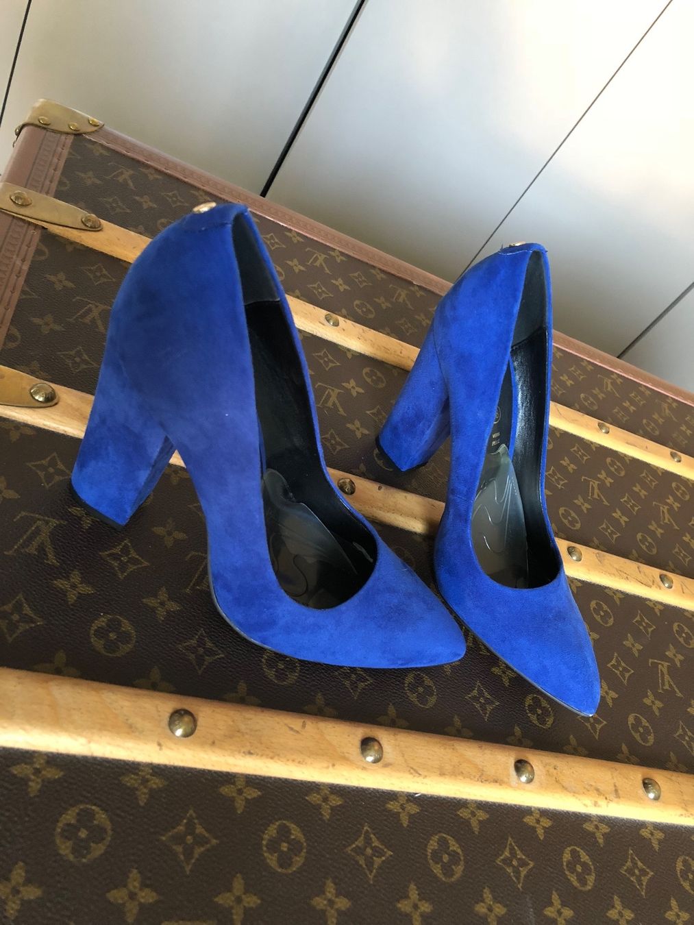 Scarpe da donna: Higheel / Pump Wildleder blau – Usato da Kilchberg ZH venduto da happyymee