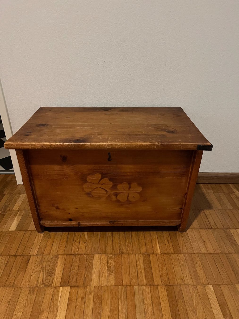 Cassapanche: Truhe Holz 60 cm – Usato da Allschwil venduto da metalltisch