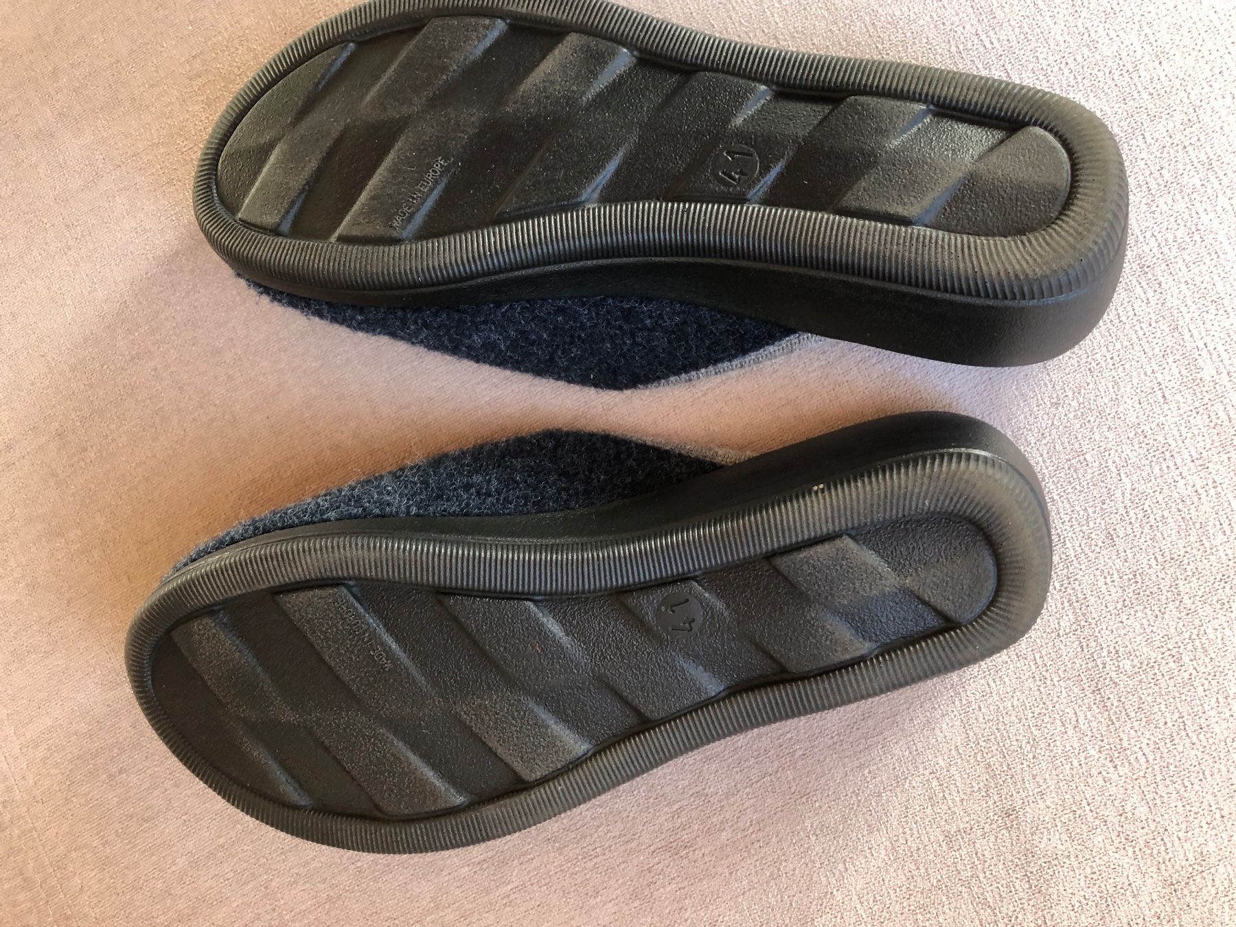 Scarpe da donna: Hausschuhe blau Gr. 41 – Usato da Zäziwil venduto da lolek01 1